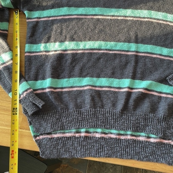 Pink Rose Striped Sweater size medium - Picture 5 of 5